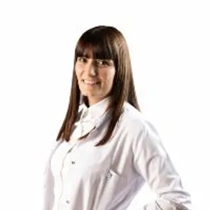 Fotografia de profil a Dr. Georgeana Țârloiu