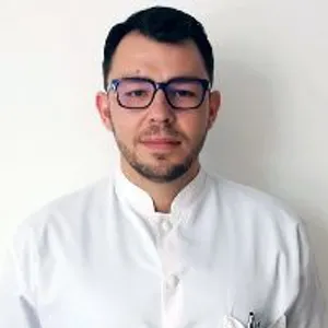 Fotografia de profil a Dr. Dan-Sebastian Plesa
