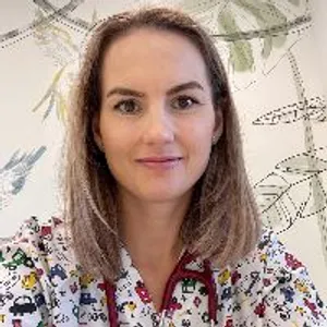 Fotografia de profil a Dr. Valentina Pavel