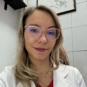 Fotografia de profil a Dr. Gabriela Potcovaru
