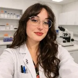 Fotografia de profil a Dr. Ana-Adriana David