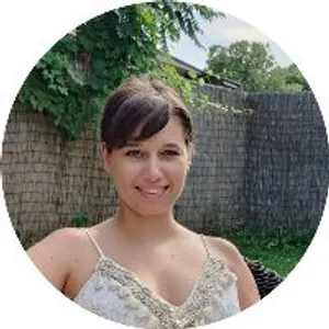 Fotografia de profil a Dr. Cristina Cînpeanu