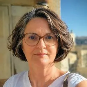 Fotografia de profil a Dr. Daniela Dincu