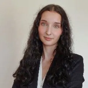 Fotografia de profil a Psih. Maria Seleșiu