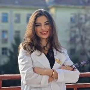 Fotografia de profil a Dr. Alina Theodora Plăcintă