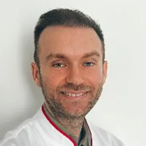Fotografia de profil a Dr. Dan Costachescu