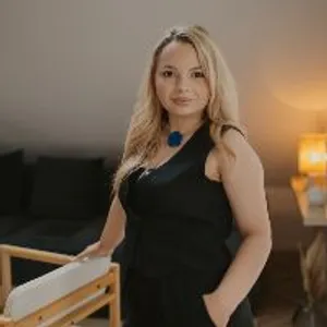 Fotografia de profil a Psih. Andra Muraru