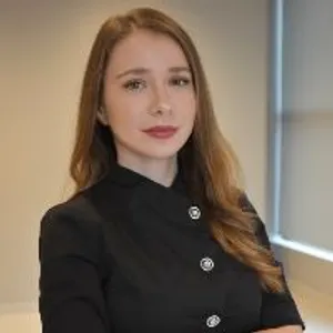 Fotografia de profil a Dr. Ioana Dițu