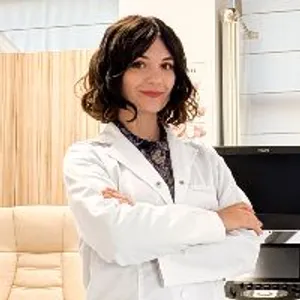 Fotografia de profil a Dr. Daniela Popescu
