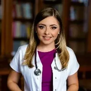 Fotografia de profil a Dr. Cristina Voinea