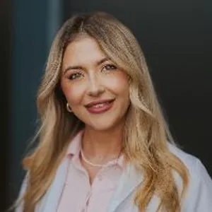 Fotografia de profil a Dr. Diana Mocan-Hognogi